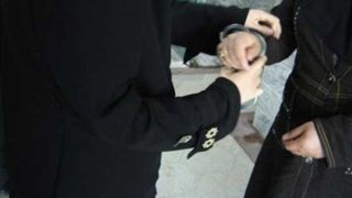 اعتراف پرستار زن به سرقت گردنبند طلا از مهمان سالمند اعتراف پرستار زن به سرقت گردنبند طلا از مهمان سالمند