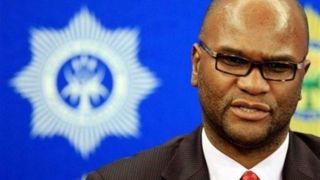 مرگ مشکوک سفیر آفریقای جنوبی در پاریس با سقوط از طبقه ۲۲ هتل مرگ مشکوک سفیر آفریقای جنوبی در پاریس با سقوط از طبقه ۲۲ هتل