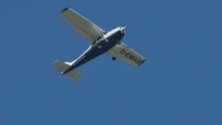 سقوط یک هواپیمای سبک در استرالیا سقوط یک هواپیمای سبک در استرالیا