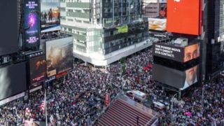 «نه به پادشاه»؛ فریادی در سرتاسر ایالات متحده علیه ترامپ «نه به پادشاه»؛ فریادی در سرتاسر ایالات متحده علیه ترامپ