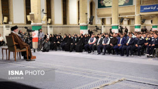 دیدار قهرمانان ورزشی و مدالآوران المپیادهای علمی با رهبر انقلاب دیدار قهرمانان ورزشی و مدالآوران المپیادهای علمی با رهبر انقلاب