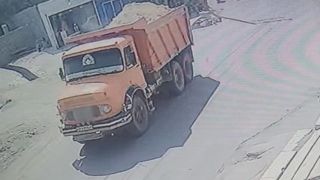 تصادف در قشم جان دو دانش آموز را گرفت تصادف در قشم جان دو دانش آموز را گرفت