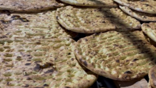 افزودن سبزیجات به نان ممنوع میشود/ وجود ۶۰۰ نانوایی نان کامل در کشور، سهم تهران صفر افزودن سبزیجات به نان ممنوع میشود/ وجود ۶۰۰ نانوایی نان کامل در کشور، سهم تهران صفر