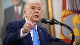 ترامپ بیبیسی را به شکایت یک میلیارد دلاری تهدید کرد ترامپ بیبیسی را به شکایت یک میلیارد دلاری تهدید کرد