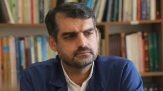 انتقاد نماینده قم از برخورد با یکی از بانوان فعال در حوزه عفاف و حجاب انتقاد نماینده قم از برخورد با یکی از بانوان فعال در حوزه عفاف و حجاب