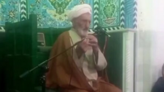 سکته قلبی امام جماعت نصر آباد تفت بر بالای منبر سکته قلبی امام جماعت نصر آباد تفت بر بالای منبر