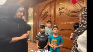 گزارش جالب یک خبرنگار استرالیایی در ایران: یهودیها در ایران امنتر از استرالیا زندگی میکنند! گزارش جالب یک خبرنگار استرالیایی در ایران: یهودیها در ایران امنتر از استرالیا زندگی میکنند!