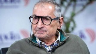 زیباکلام: از نظر سیاسی نمره جمهوری اسلامی بالاتر از پهلوی است زیباکلام: از نظر سیاسی نمره جمهوری اسلامی بالاتر از پهلوی است