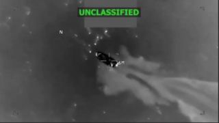 انهدام یک کشتی توسط آمریکایی ها انهدام یک کشتی توسط آمریکایی ها