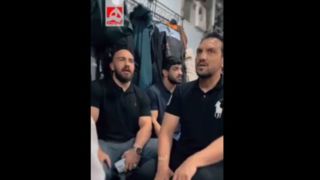 همخوانی اعضای تیم ملی کشتی آزاد در حرم امام رضا(ع) همخوانی اعضای تیم ملی کشتی آزاد در حرم امام رضا(ع)