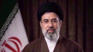 رهبر انقلاب: حماسهآفرینیهای ملت ایران بار تکلیف مسئولان را سنگینتر از گذشته میکند