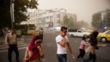 وزش باد شدید در تهران/ کاهش نسبی دمای پایتخت در روز یکشنبه وزش باد شدید در تهران/ کاهش نسبی دمای پایتخت در روز یکشنبه