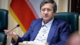 همتی: سیاست اصلی بانک مرکزی کنترل تورم است/ تامین حدود ۲۵ میلیارد دلار ارز واردات همتی: سیاست اصلی بانک مرکزی کنترل تورم است/ تامین حدود ۲۵ میلیارد دلار ارز واردات